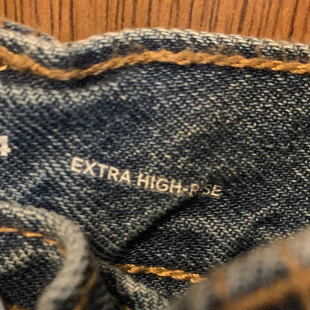 Old Navy Blue Denim Jeans high rise barrel leg size 14 - Picture 3 of 6